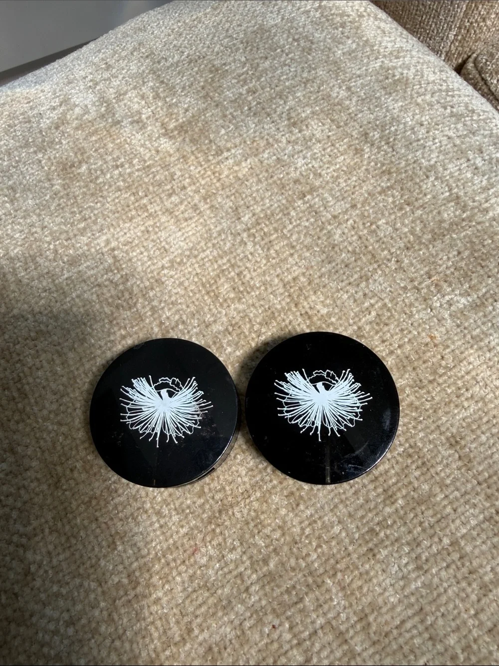 New!! Rouge Bunny Eyeshadow Duo in Alabaster Starling & Chestnut-Napped Apalis